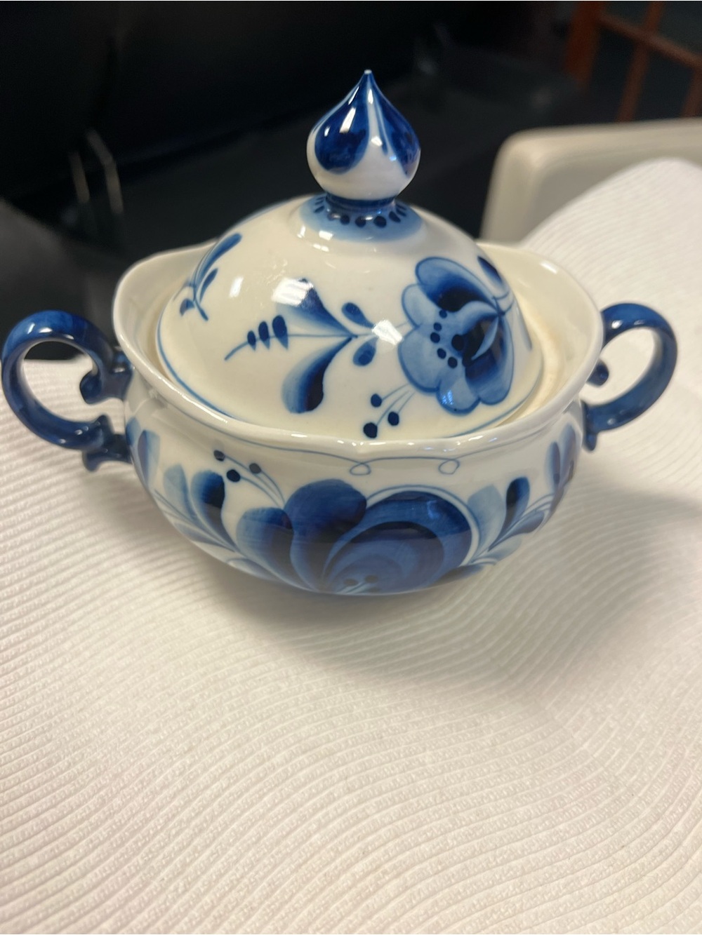 Gzhel ! Sugar bowl